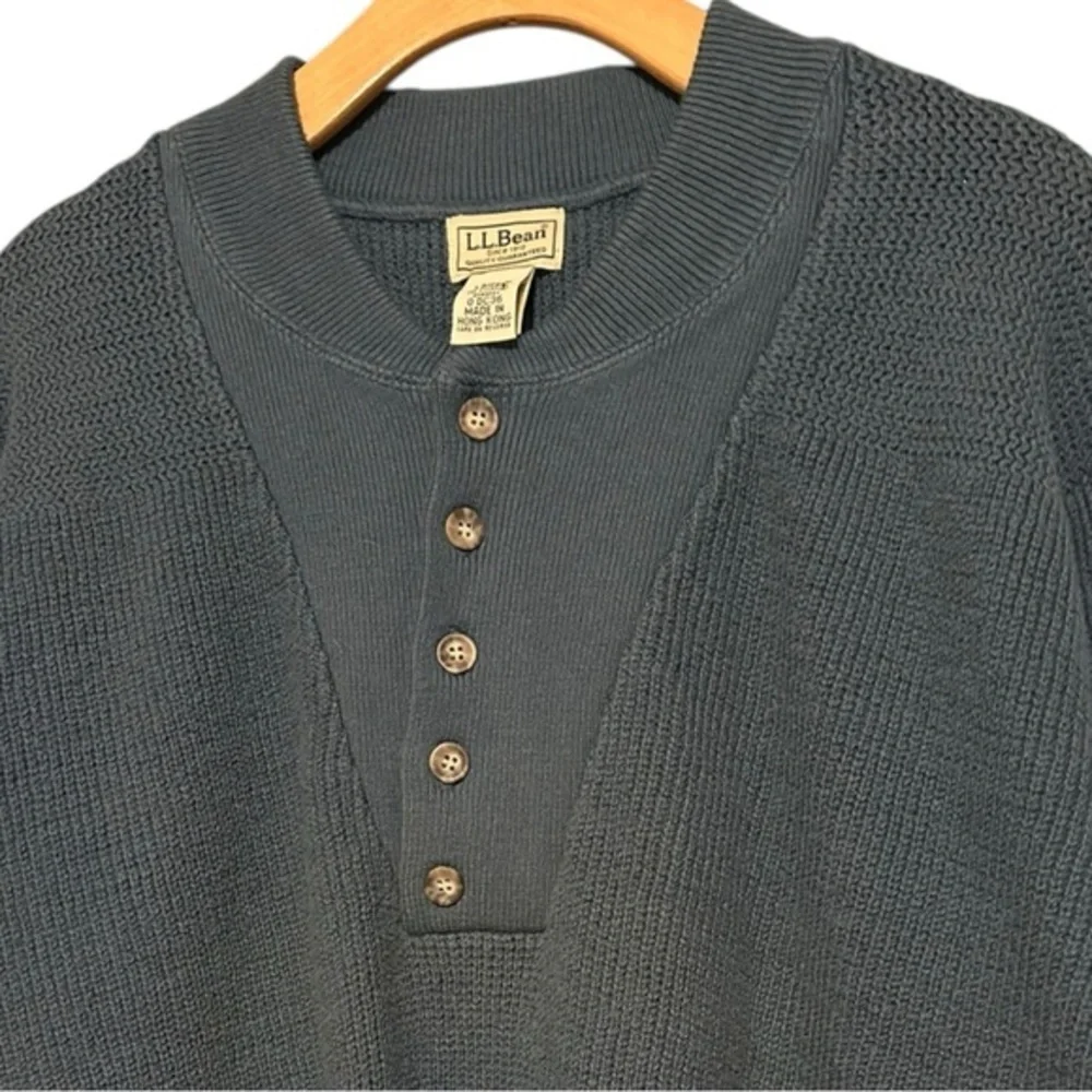 LL Bean Vintage Men’s Size L Blue Button Henley Long Sleeve Heavy Casual Sweater
